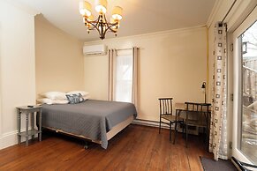 The Whitetail and Suites