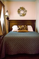 The Whitetail and Suites