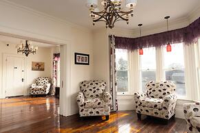 The Whitetail and Suites