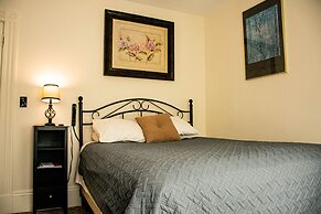 The Whitetail and Suites