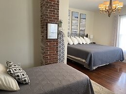 The Whitetail and Suites