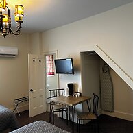 The Whitetail and Suites