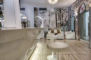 Augustus Hotel & Resort