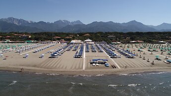 Augustus Hotel & Resort