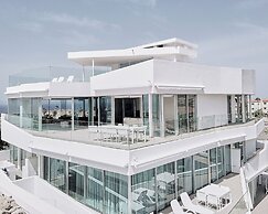 Hotel Baobab Suites