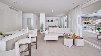 Hotel Baobab Suites