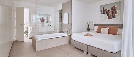 Hotel Baobab Suites