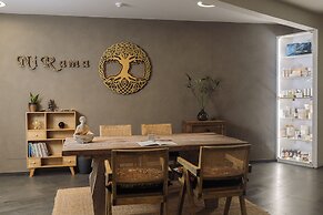 Hotel Baobab Suites