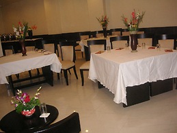 Hotel Meridian Plaza