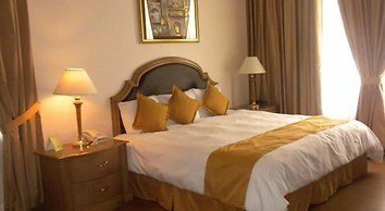 Best Western Centro Cadereyta