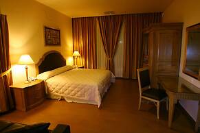 Best Western Centro Cadereyta