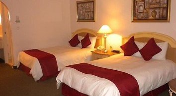 Best Western Centro Cadereyta