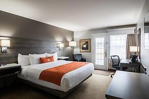 Amsterdam Inn & Suites, an Ascend Collection Hotel