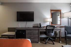 Amsterdam Inn & Suites Moncton