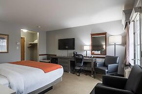 Amsterdam Inn & Suites, an Ascend Collection Hotel