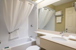 Amsterdam Inn & Suites Moncton