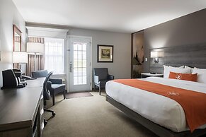 Amsterdam Inn & Suites, an Ascend Collection Hotel