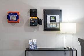 Amsterdam Inn & Suites Moncton