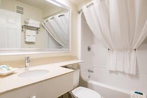 Amsterdam Inn & Suites, an Ascend Collection Hotel