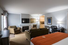 Amsterdam Inn & Suites Moncton