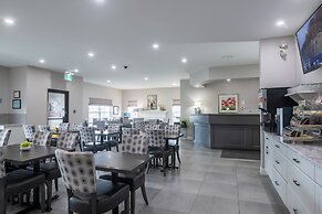 Amsterdam Inn & Suites Moncton