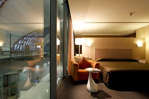 Miracle Transit Hotel