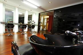 Miracle Transit Hotel