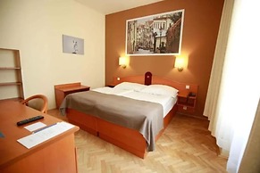 Hotel Merkur - Czech Leading Hotels
