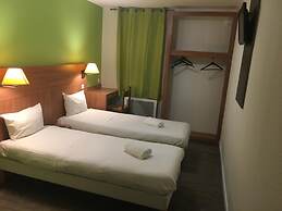 Glisy Hotel
