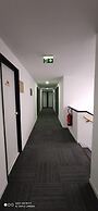 Glisy Hotel