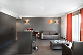 Hotel Seventeen