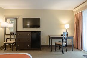 Amsterdam Inn & Suites Sussex