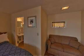 Sands by the Sea Motel