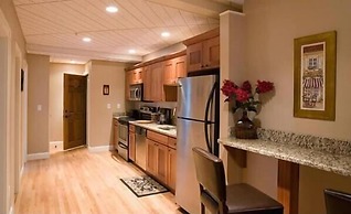 Sands by the Sea Motel