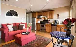 Sands by the Sea Motel