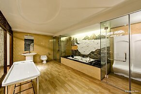 Muong Thanh Luxury Quang Ninh Hotel