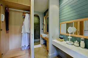 Thames Valley Khao Yai