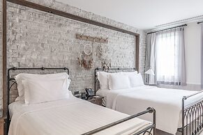 Thames Valley Khao Yai