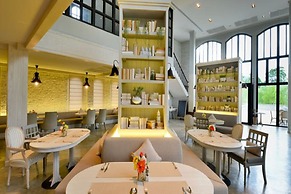 Thames Valley Khao Yai