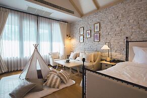 Thames Valley Khao Yai