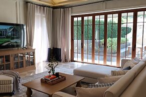 Thames Valley Khao Yai