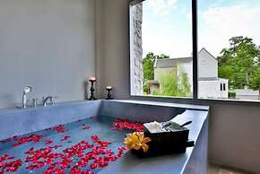 Thames Valley Khao Yai