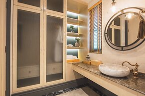 Thames Valley Khao Yai