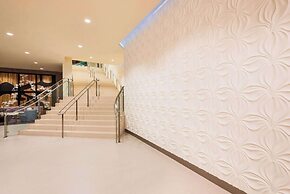 Wyndham Grand Jupiter at Harbourside Place