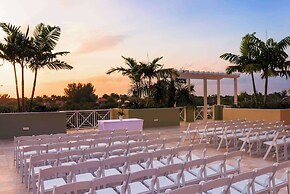 Wyndham Grand Jupiter at Harbourside Place