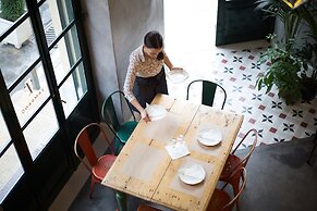 City Circus Athens - Hostel