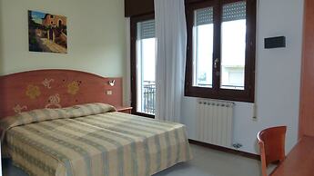 Hotel Ideal
