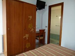 Hotel Ideal