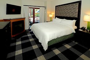 Heavenly Village Condos - Grand Residence