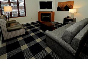 Heavenly Village Condos - Grand Residence